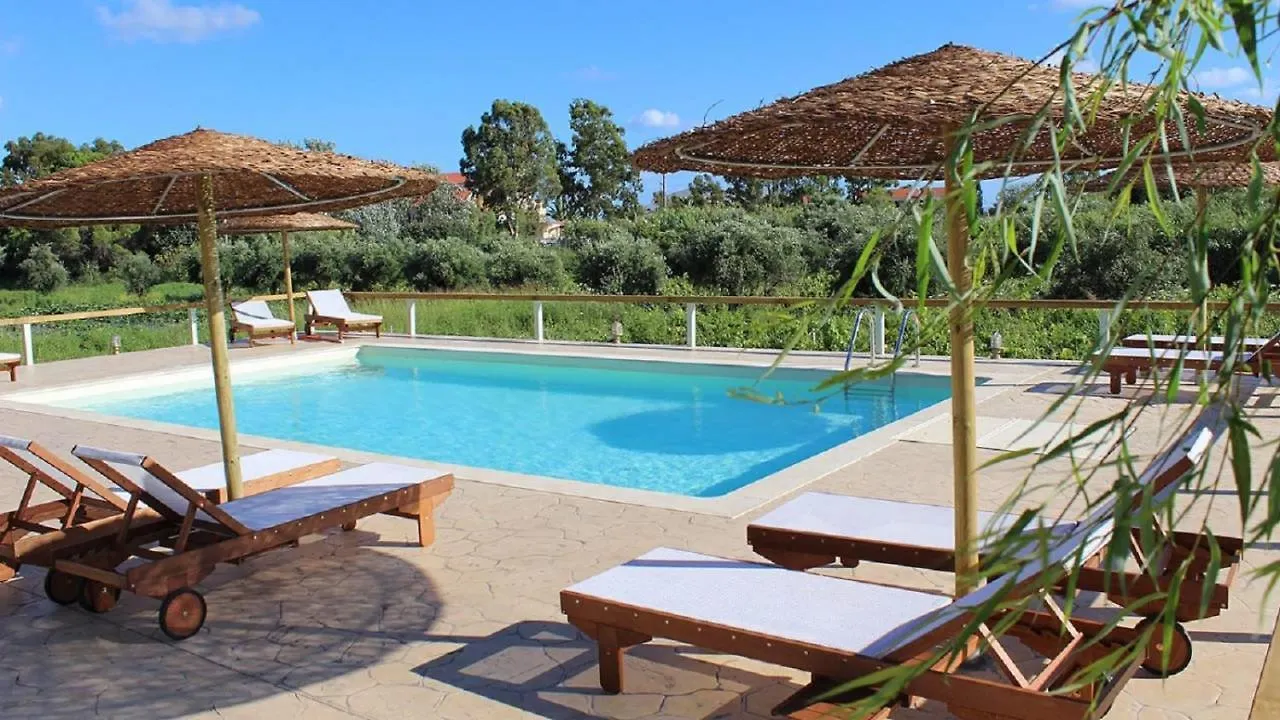 Aggelina'S Apartments Xi Beach 0*,